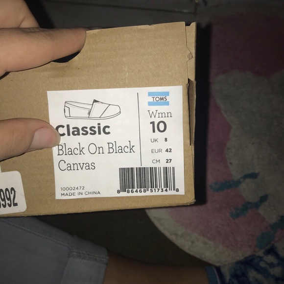 All black Toms size 10 - Picture 2 of 2